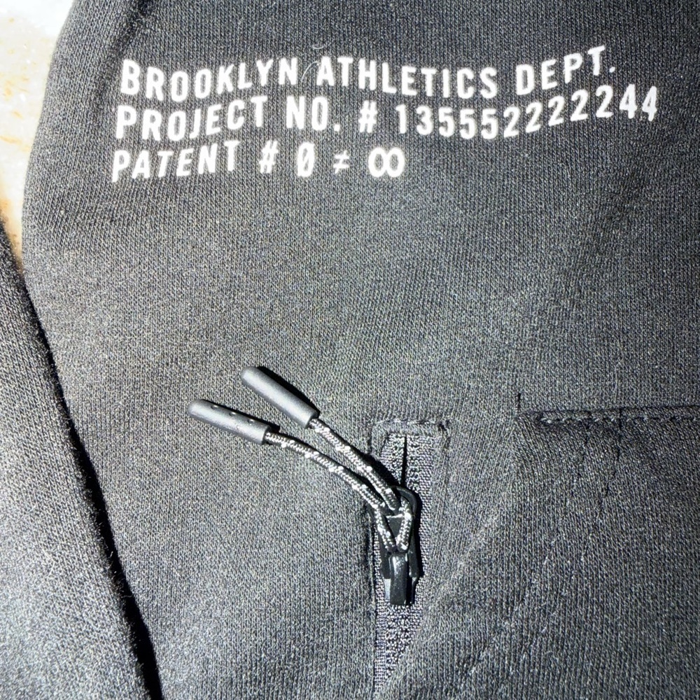 Brooklyn Athletics BKLYN Black Pullover Hoodie Medium Streetwear - Picture 3 of 9
